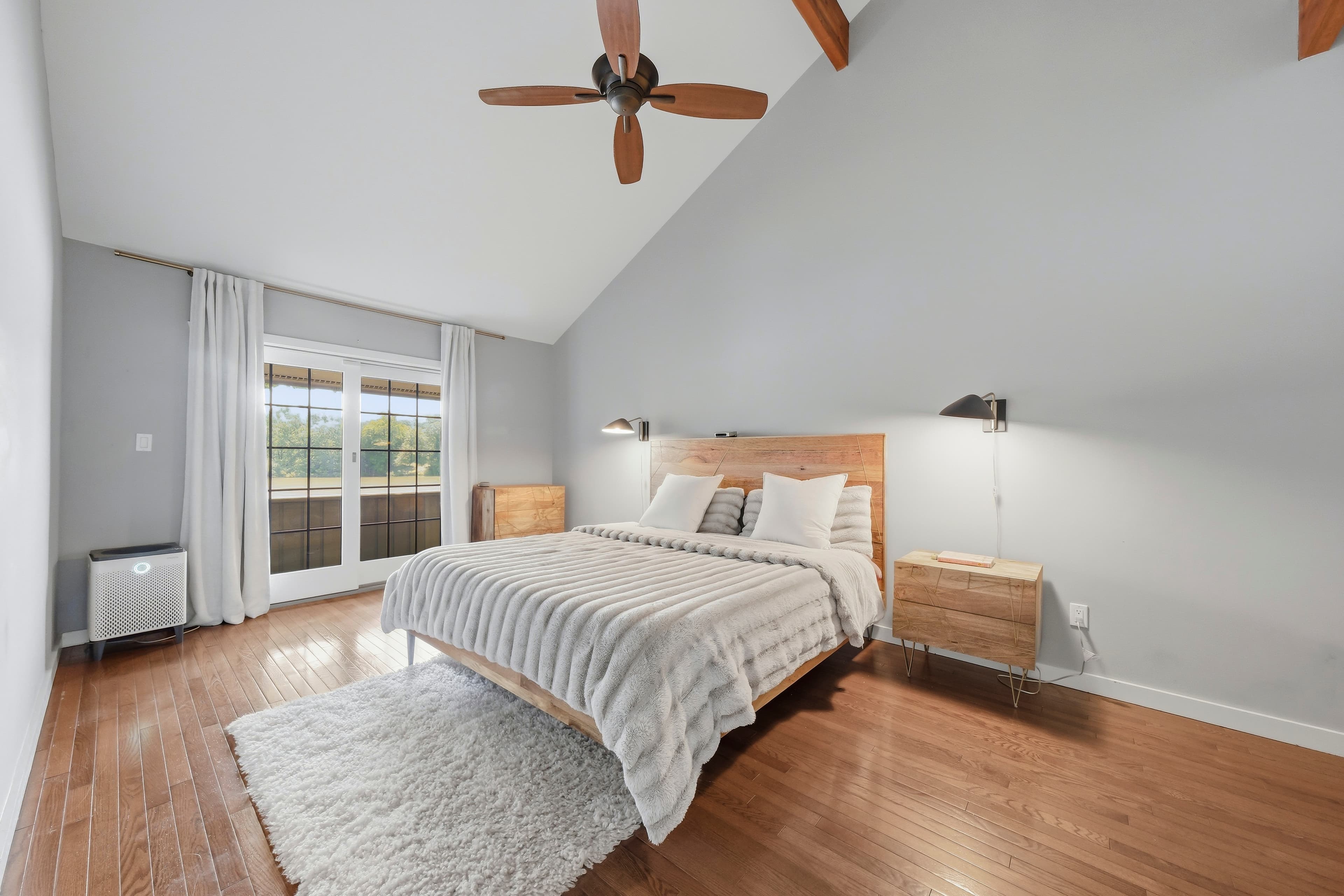 Bedroom 2 (2nd Floor)